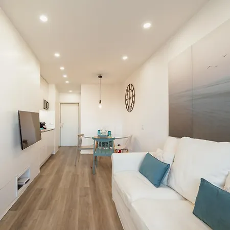 Lägenhet Guest Trindade Flat Oporto
